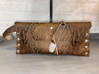 Animal Instinct Clutch