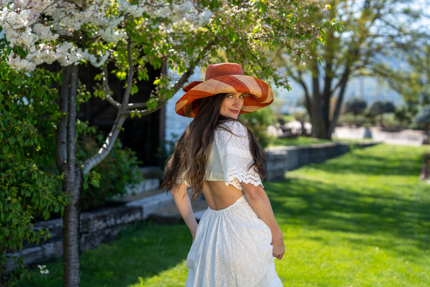 Wide Brim Big Bow Stripe Straw Sun Hats
