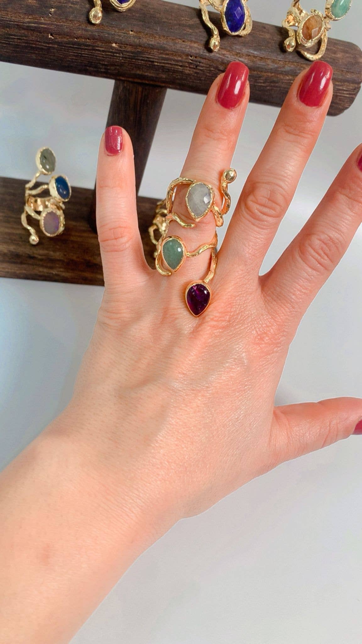 Multi-Stone Spiral Ring