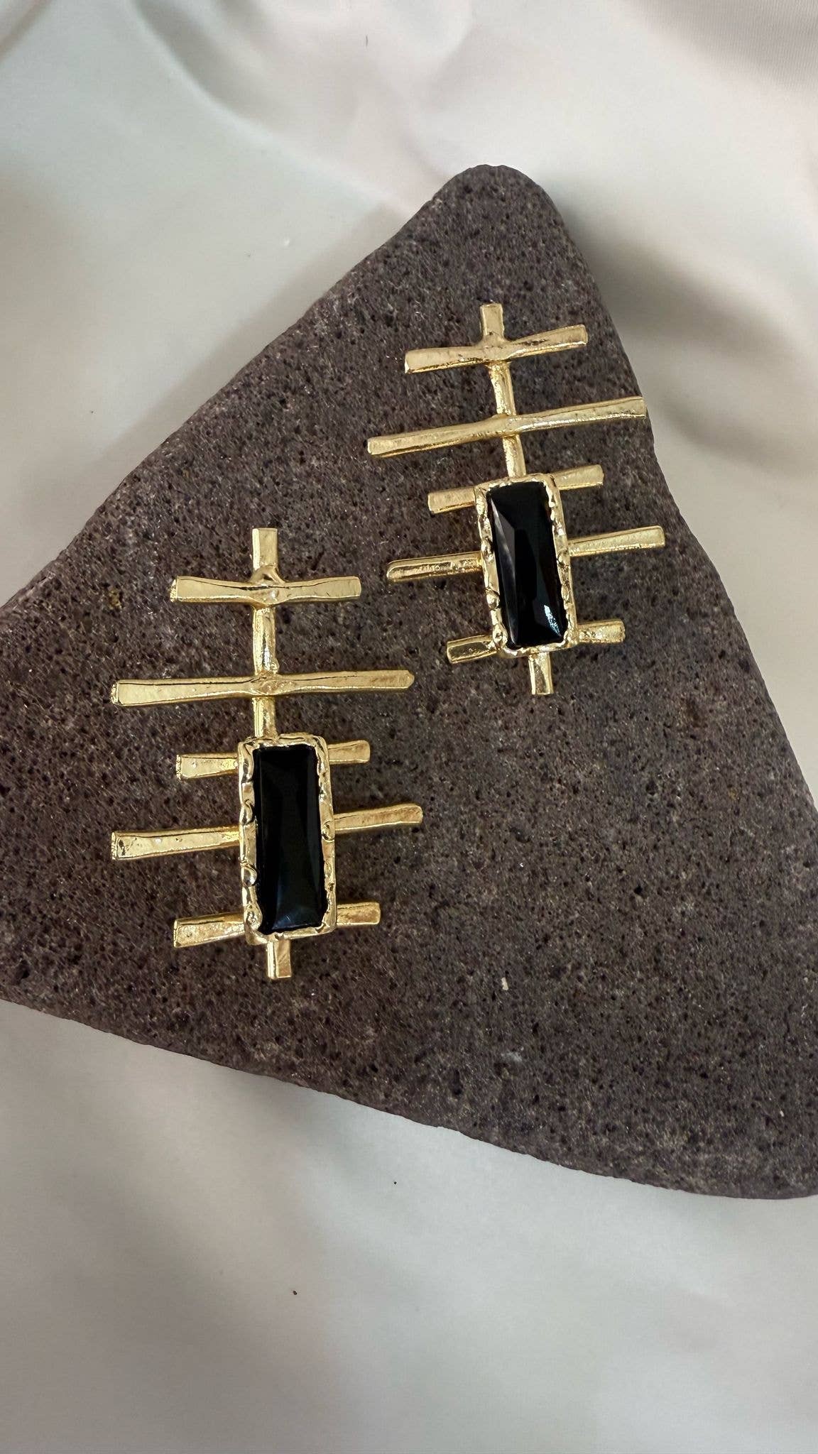 Black Crystal Stone Earrings