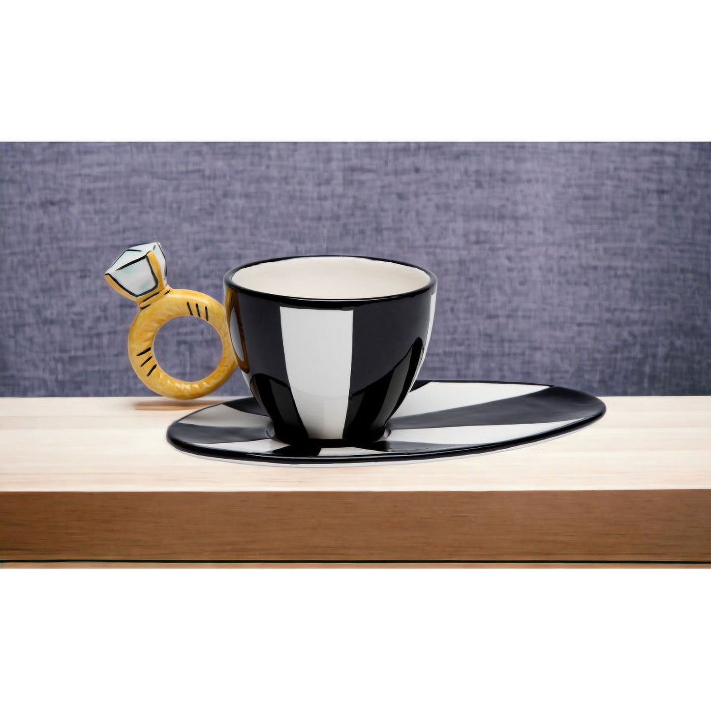 Ceramic B/W Cup & Saucer w/Diamond Ring Mug